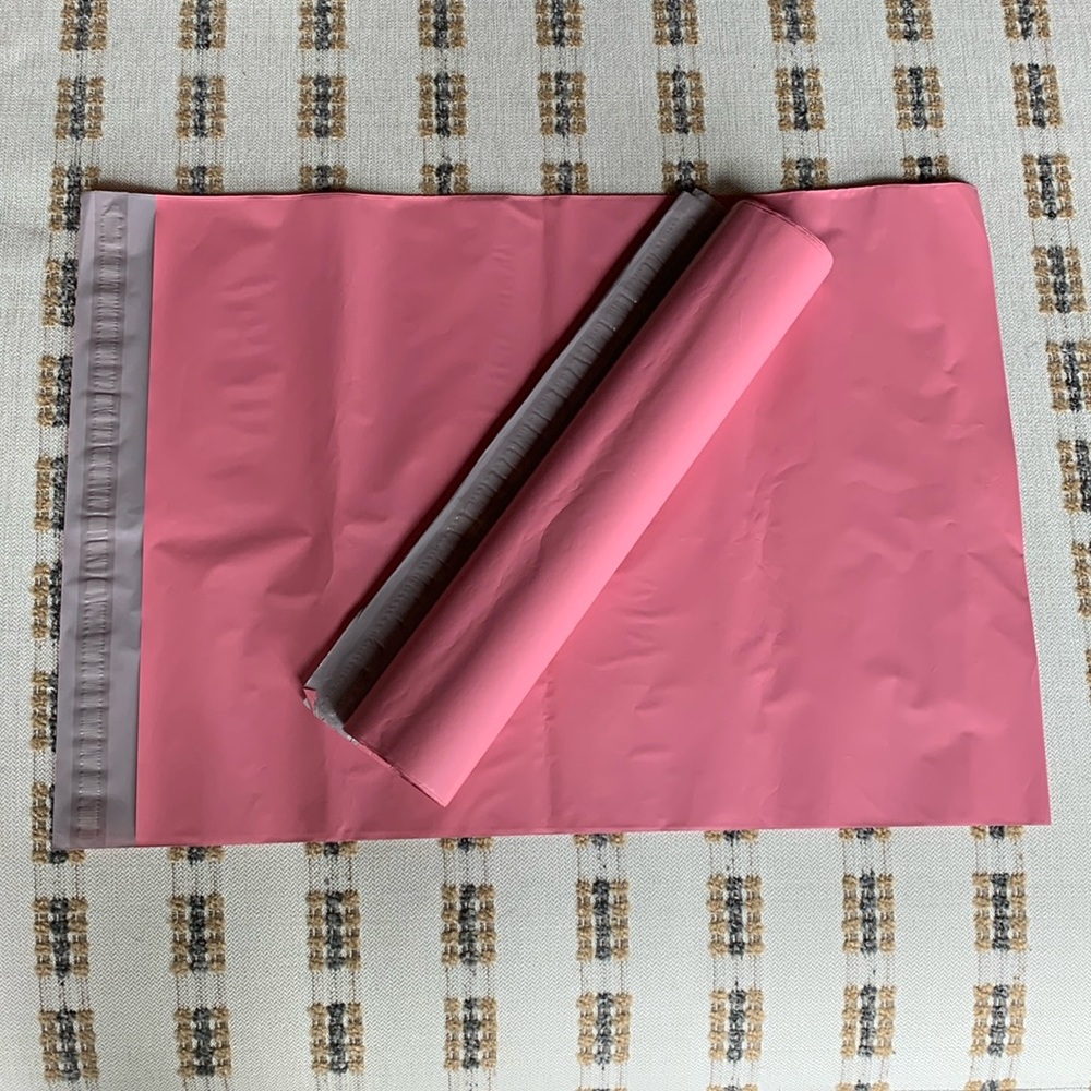 10 count Large 14.5” x 19” self sealing poly mailers